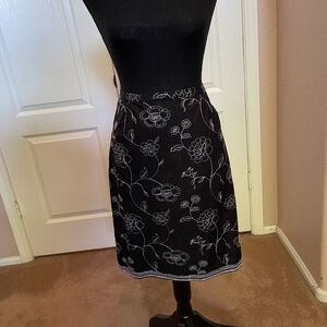 Casual Corner Annex embroidered skirt